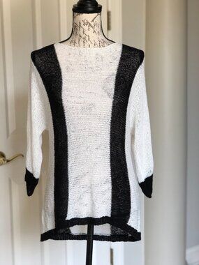 Chico's- Vertical Stitch Vanessa Pullover 3/4 Sleeve Blh/ White Sweater Sz. 0